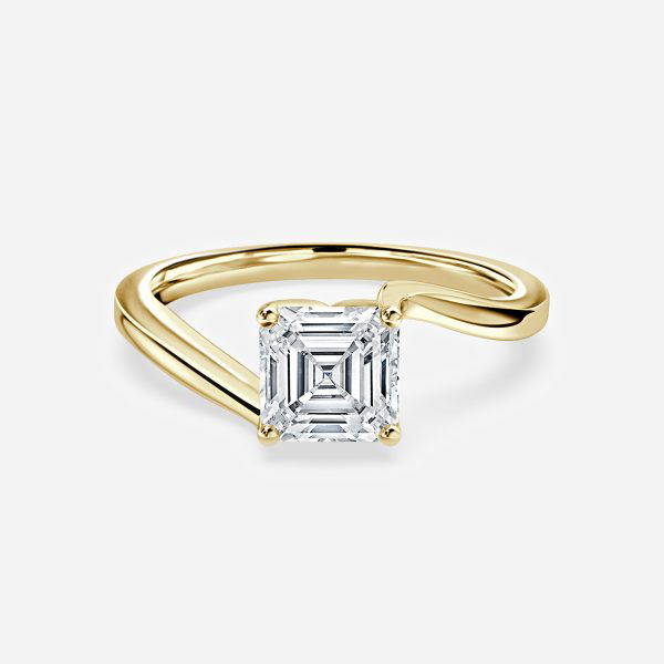 solitaire asscher cut yellow gold